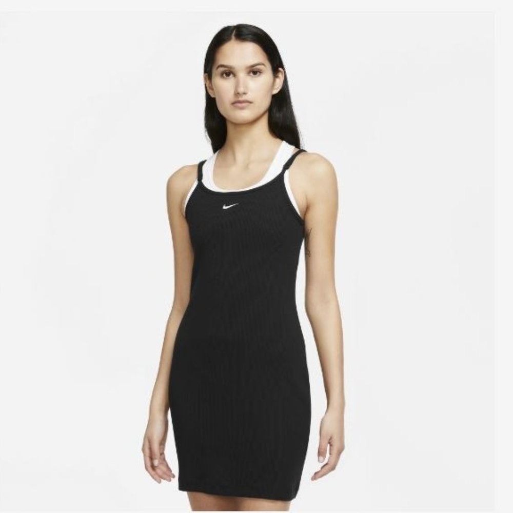 Nike Women's Sportswear Essential Ribbed Athletic Dress in Black Size 2X New NWT
